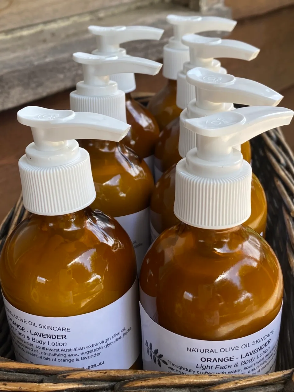 Natural Olive Oil Lotions NORMAL-OILY SKIN - Image 3
