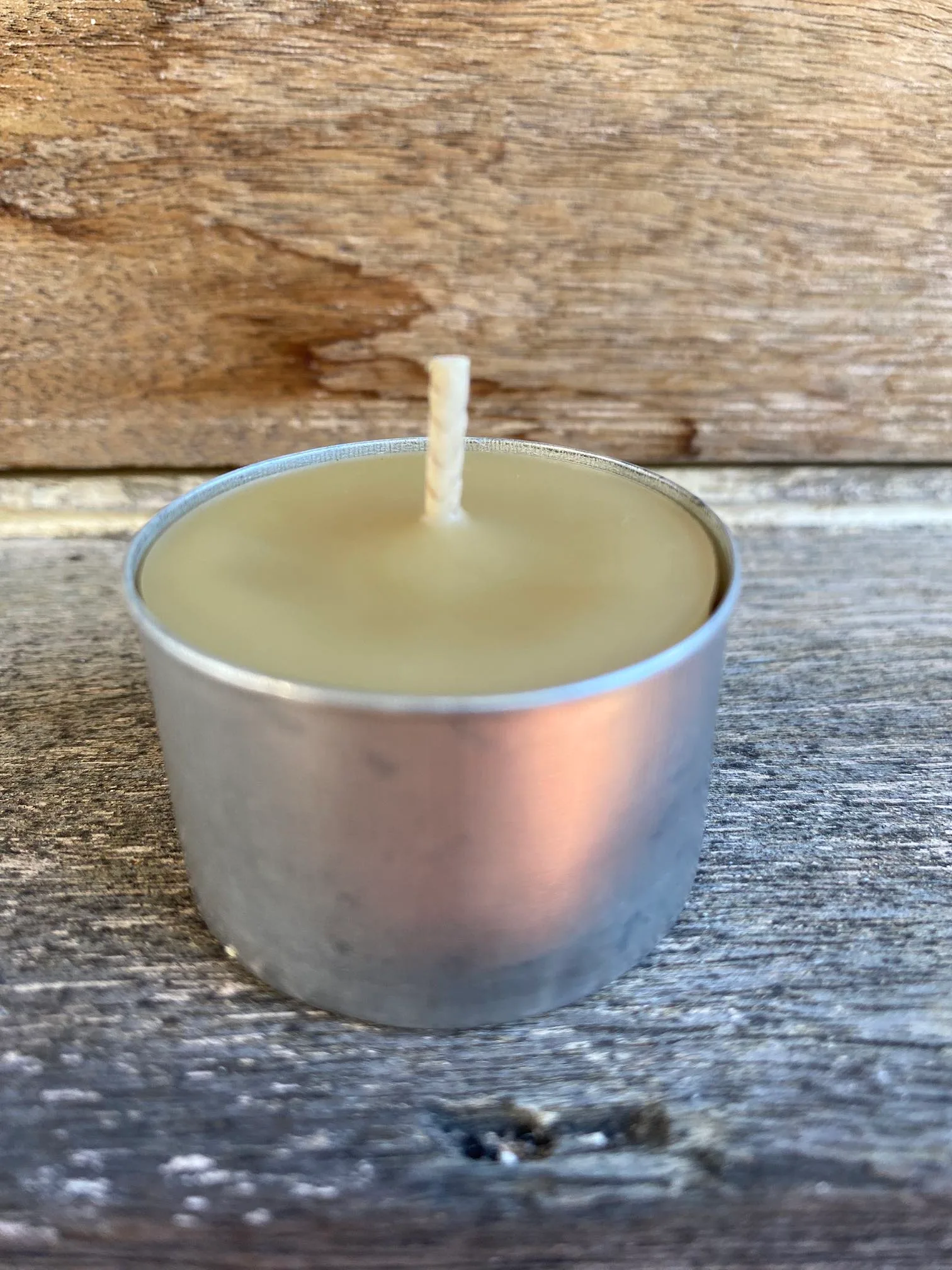 Pure Beeswax Tealight Candle - Image 2